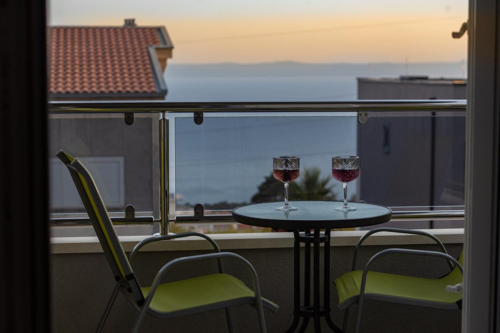 Villa Em ماكارسكا الغرفة الصورة