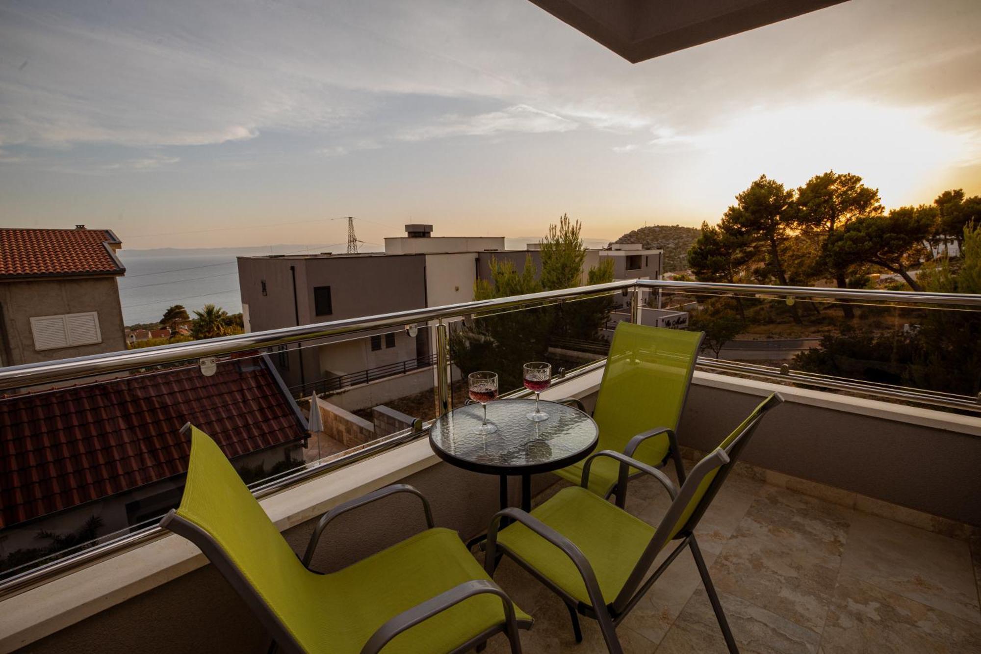 Villa Em ماكارسكا الغرفة الصورة