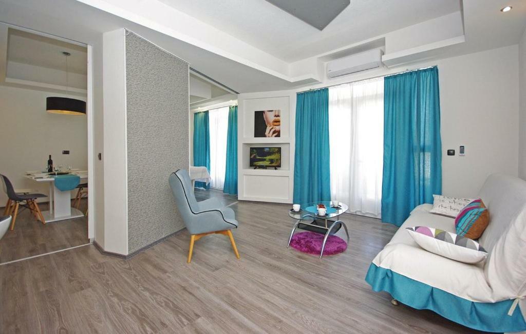 Villa Em ماكارسكا المظهر الخارجي الصورة